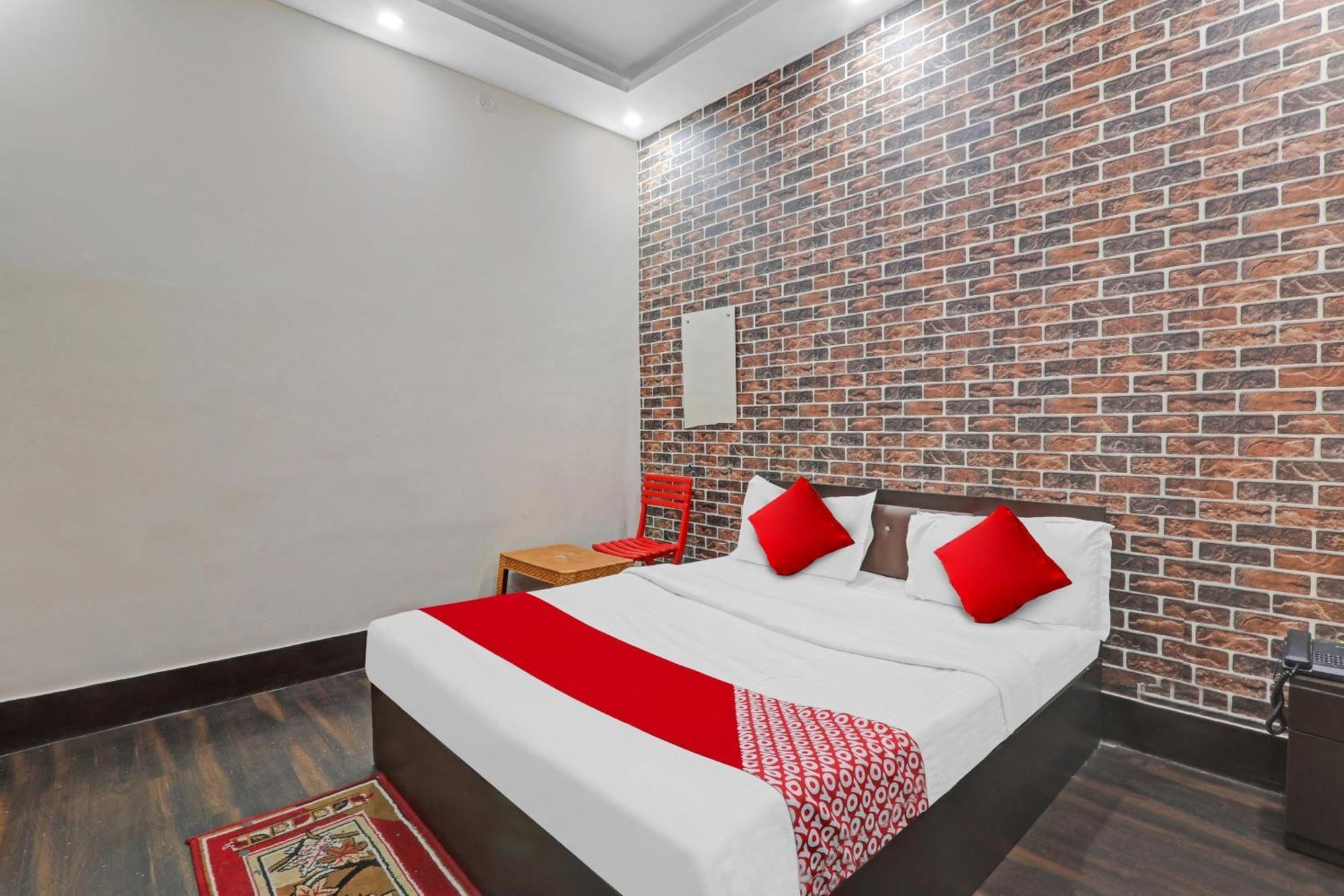 Hotel O New Pacifica Grand Near Phoenix United Lakhnau Kültér fotó