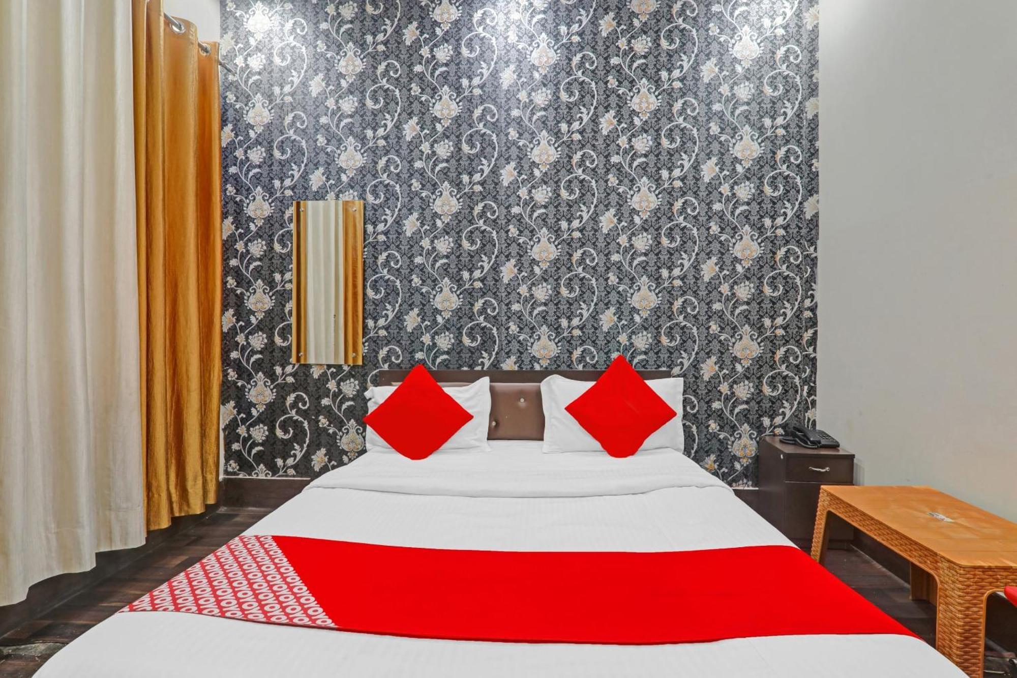 Hotel O New Pacifica Grand Near Phoenix United Lakhnau Kültér fotó