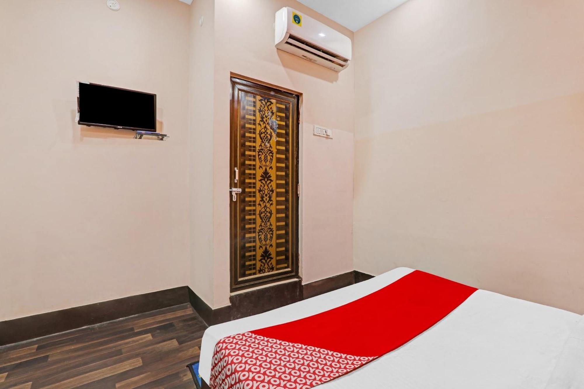 Hotel O New Pacifica Grand Near Phoenix United Lakhnau Kültér fotó